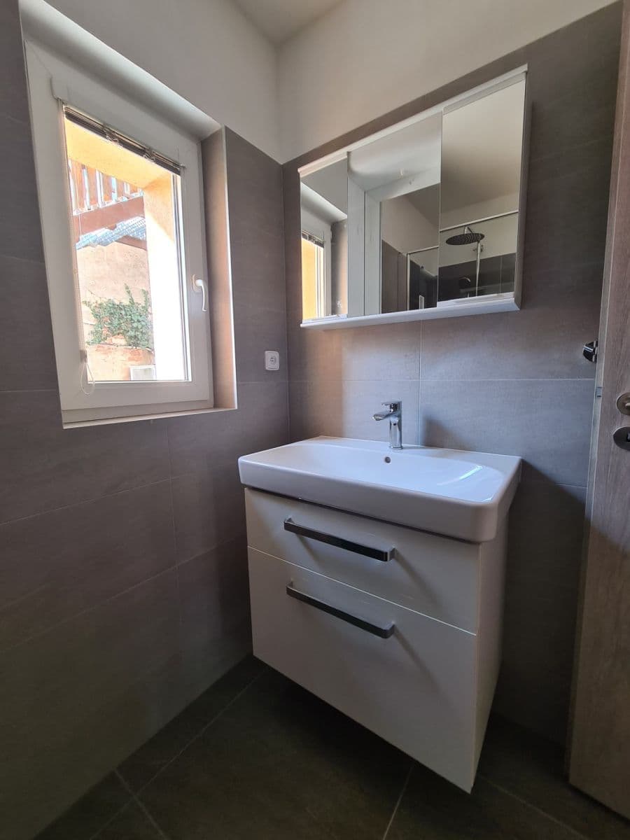 Prenájom bytu 2-izbový 68 m², Průhon, Brandýs nad Labem-Stará Boleslav, Středočeský kraj Prenájom bytu 2-izbový 68 m², Průhon, Brandýs nad Labem-Stará Boleslav, Středočeský kraj