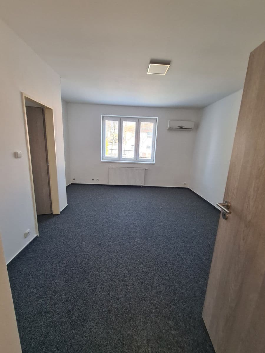 Prenájom bytu 2-izbový 68 m², Průhon, Brandýs nad Labem-Stará Boleslav, Středočeský kraj Prenájom bytu 2-izbový 68 m², Průhon, Brandýs nad Labem-Stará Boleslav, Středočeský kraj