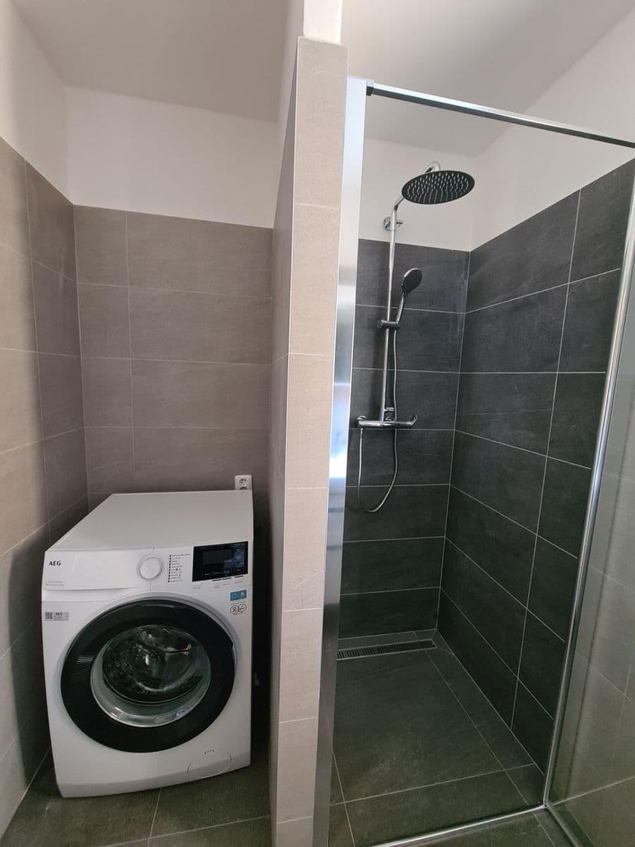 Prenájom bytu 2-izbový 68 m², Průhon, Brandýs nad Labem-Stará Boleslav, Středočeský kraj Prenájom bytu 2-izbový 68 m², Průhon, Brandýs nad Labem-Stará Boleslav, Středočeský kraj