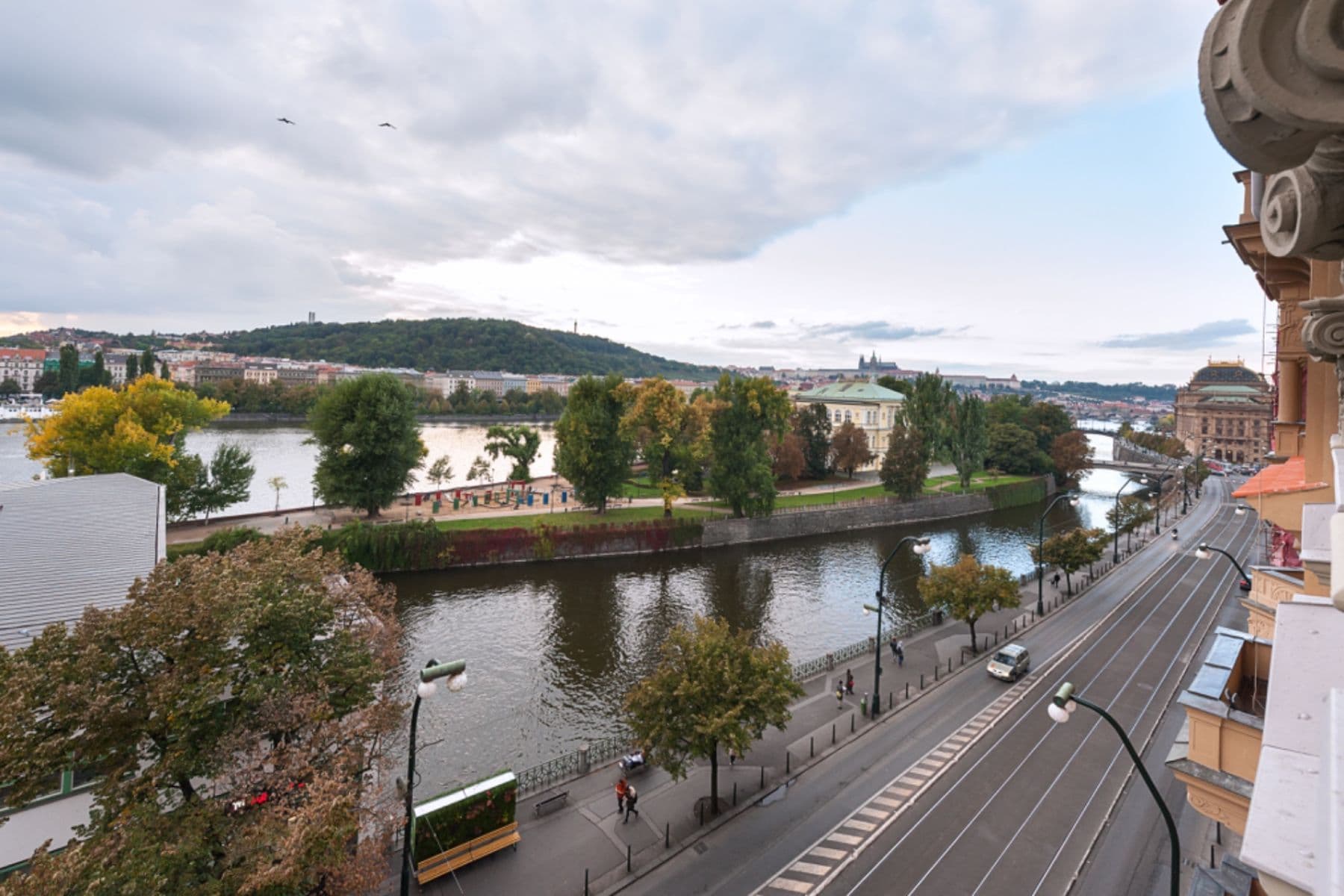 Predaj bytu 4-izbový 132 m², Masarykovo nábřeží, Praha, Praha Predaj bytu 4-izbový 132 m², Masarykovo nábřeží, Praha, Praha