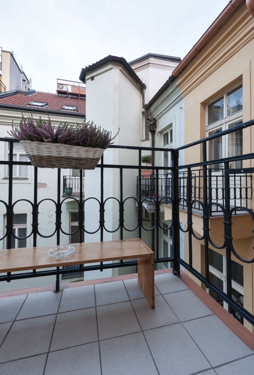 Predaj bytu 4-izbový 132 m², Masarykovo nábřeží, Praha, Praha Predaj bytu 4-izbový 132 m², Masarykovo nábřeží, Praha, Praha