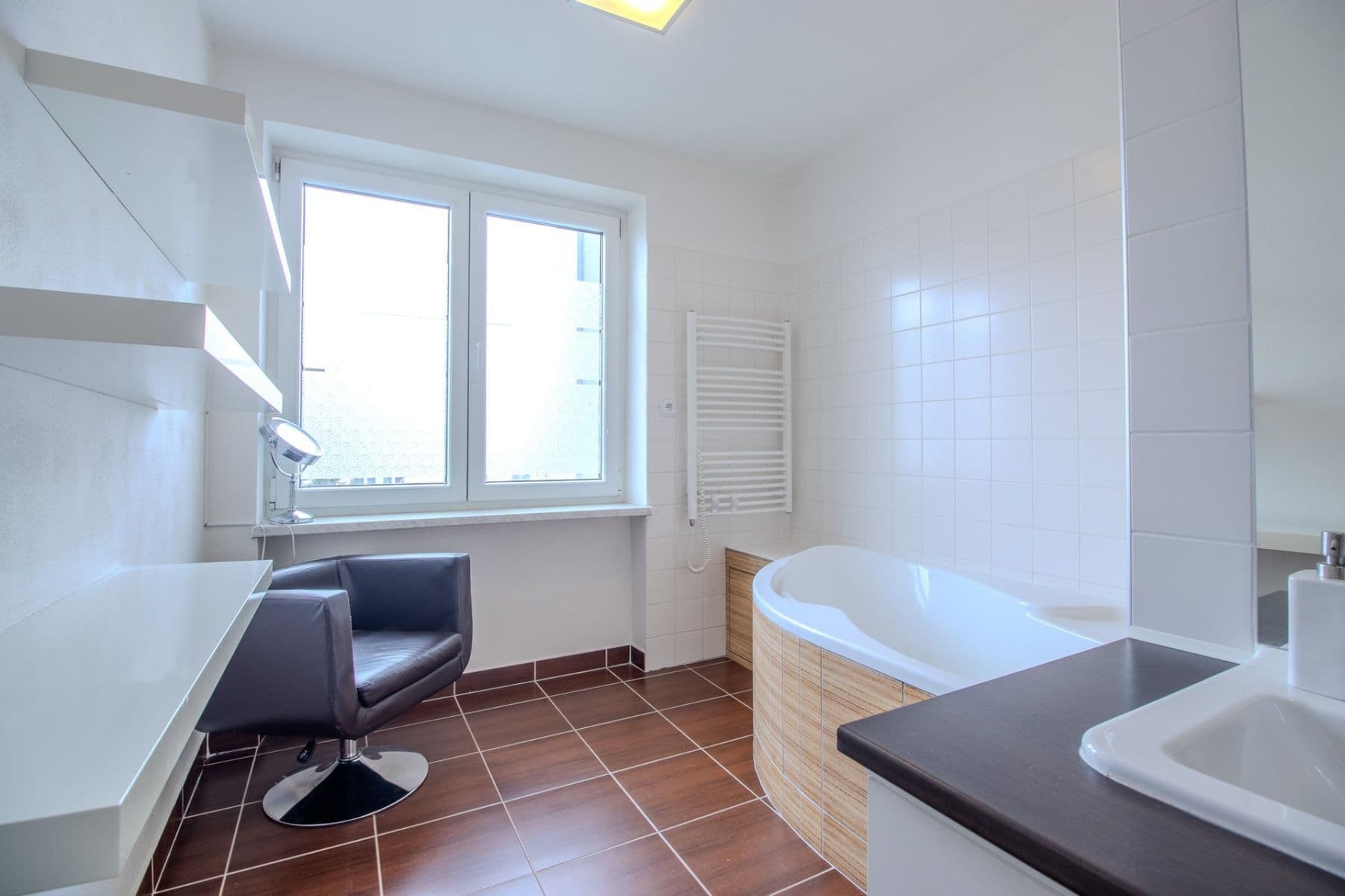 Prenájom bytu 3-izbový 73 m², Měchenická, Praha, Praha Prenájom bytu 3-izbový 73 m², Měchenická, Praha, Praha