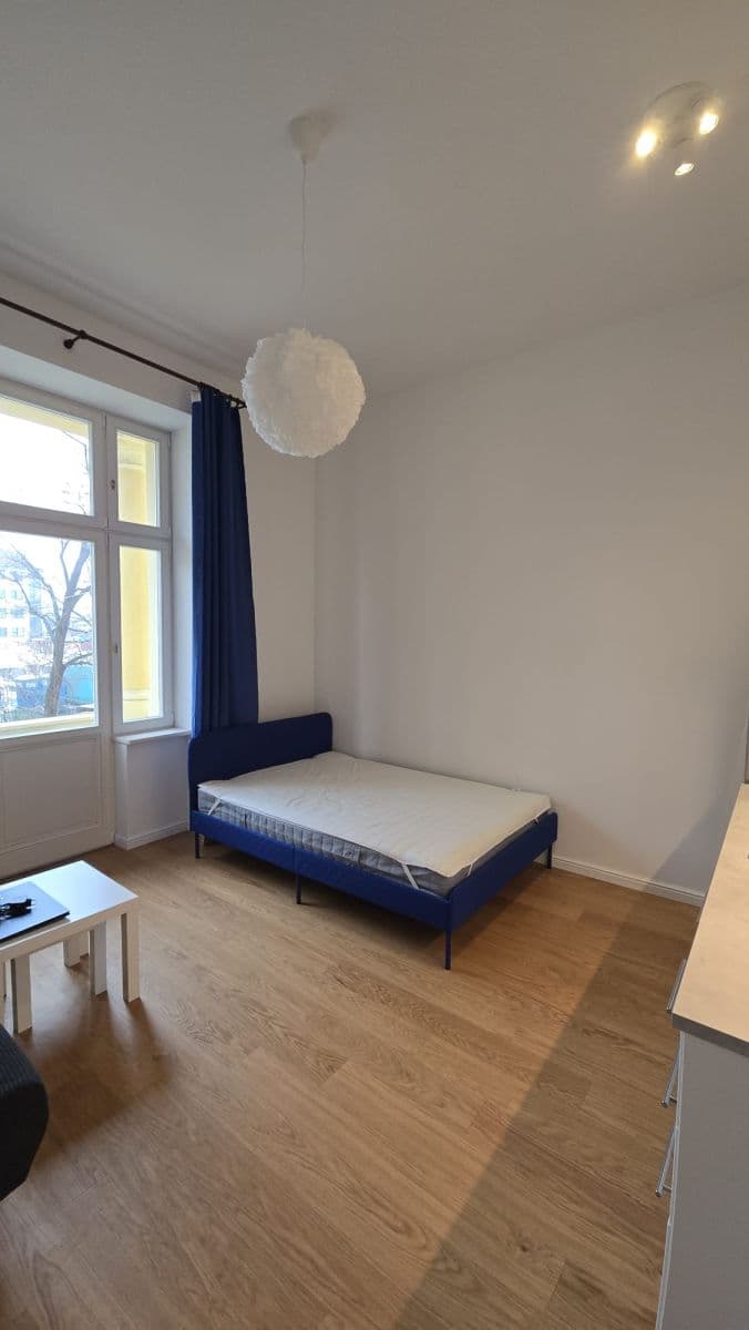 Prenájom bytu 32 m², Korunní, Praha, Praha Prenájom bytu 32 m², Korunní, Praha, Praha