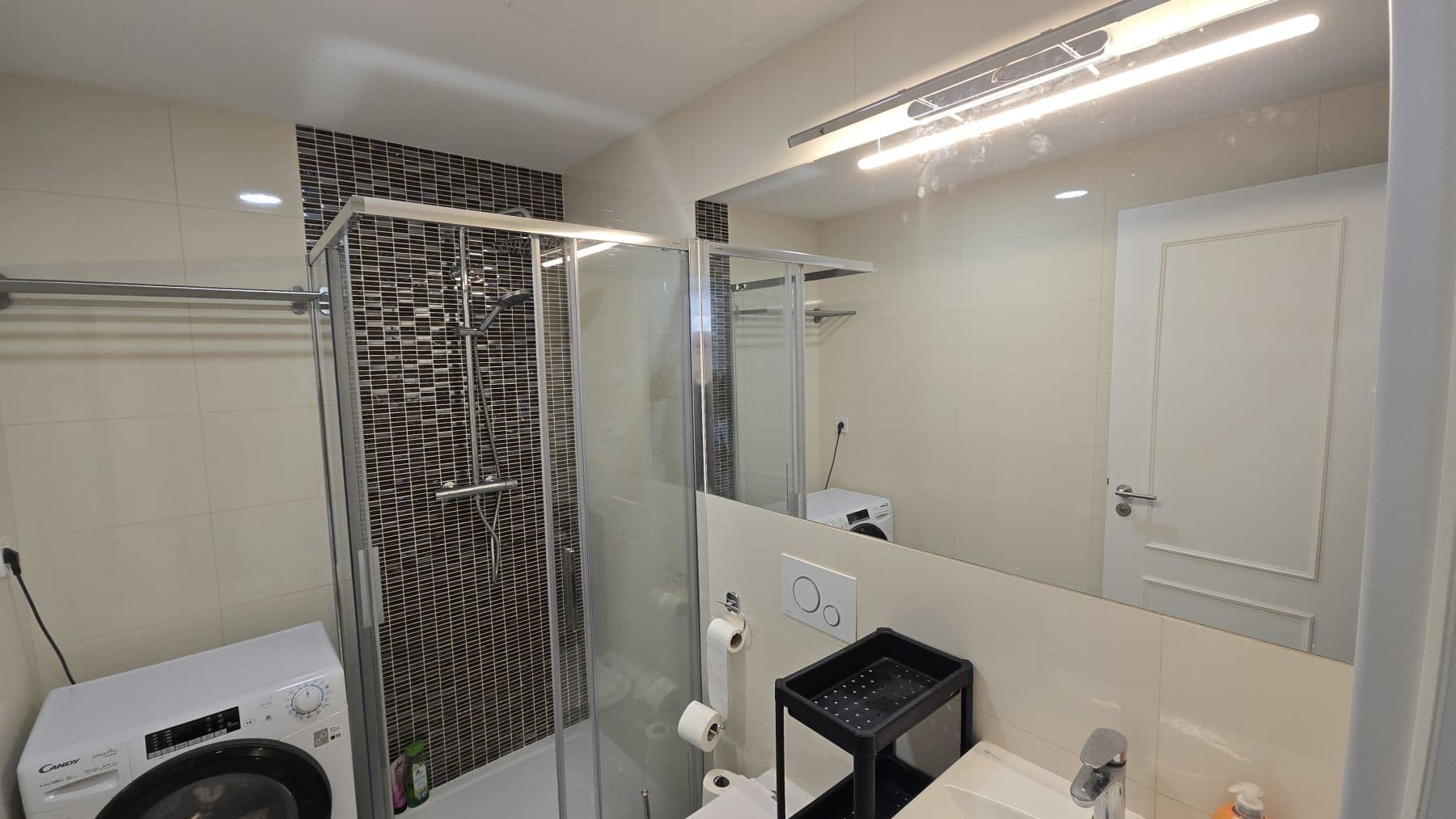 Prenájom bytu 32 m², Korunní, Praha, Praha Prenájom bytu 32 m², Korunní, Praha, Praha