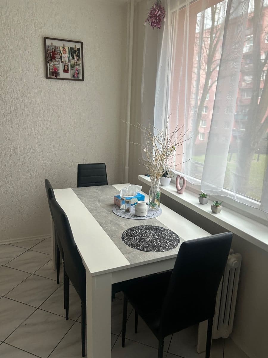 Predaj bytu 2-izbový 61 m², Truhlářova, Ústí nad Labem, Ústecký kraj Predaj bytu 2-izbový 61 m², Truhlářova, Ústí nad Labem, Ústecký kraj