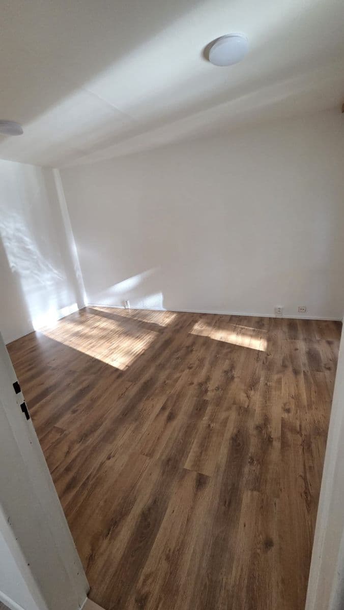 Prenájom bytu 1-izbový 38 m², Vondrákova, Brno, Jihomoravský kraj Prenájom bytu 1-izbový 38 m², Vondrákova, Brno, Jihomoravský kraj