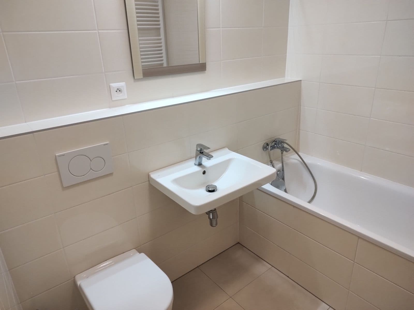 Prenájom bytu 2-izbový 49 m², Chrudim, Pardubický kraj Prenájom bytu 2-izbový 49 m², Chrudim, Pardubický kraj