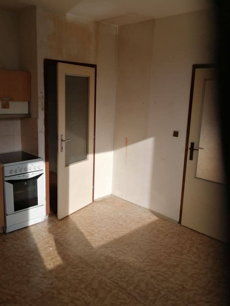 Predaj bytu 1-izbový 35 m², Na Výsluní, Neratovice, Středočeský kraj Predaj bytu 1-izbový 35 m², Na Výsluní, Neratovice, Středočeský kraj