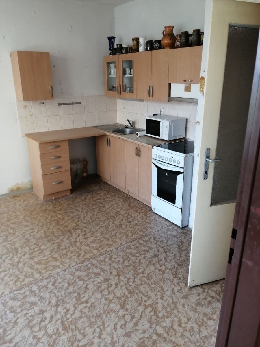 Predaj bytu 1-izbový 35 m², Na Výsluní, Neratovice, Středočeský kraj Predaj bytu 1-izbový 35 m², Na Výsluní, Neratovice, Středočeský kraj