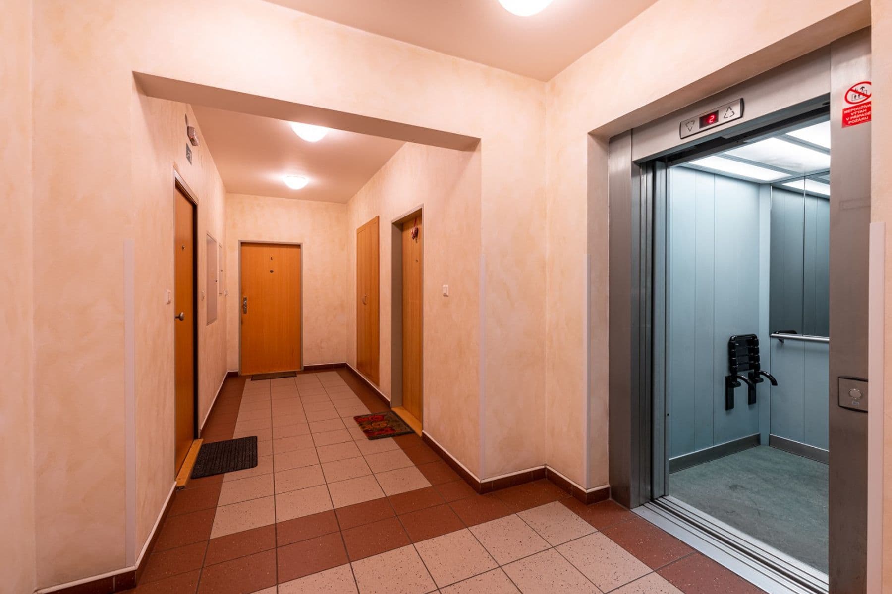 Predaj bytu 3-izbový 83 m², Břevnovská, Praha, Praha Predaj bytu 3-izbový 83 m², Břevnovská, Praha, Praha