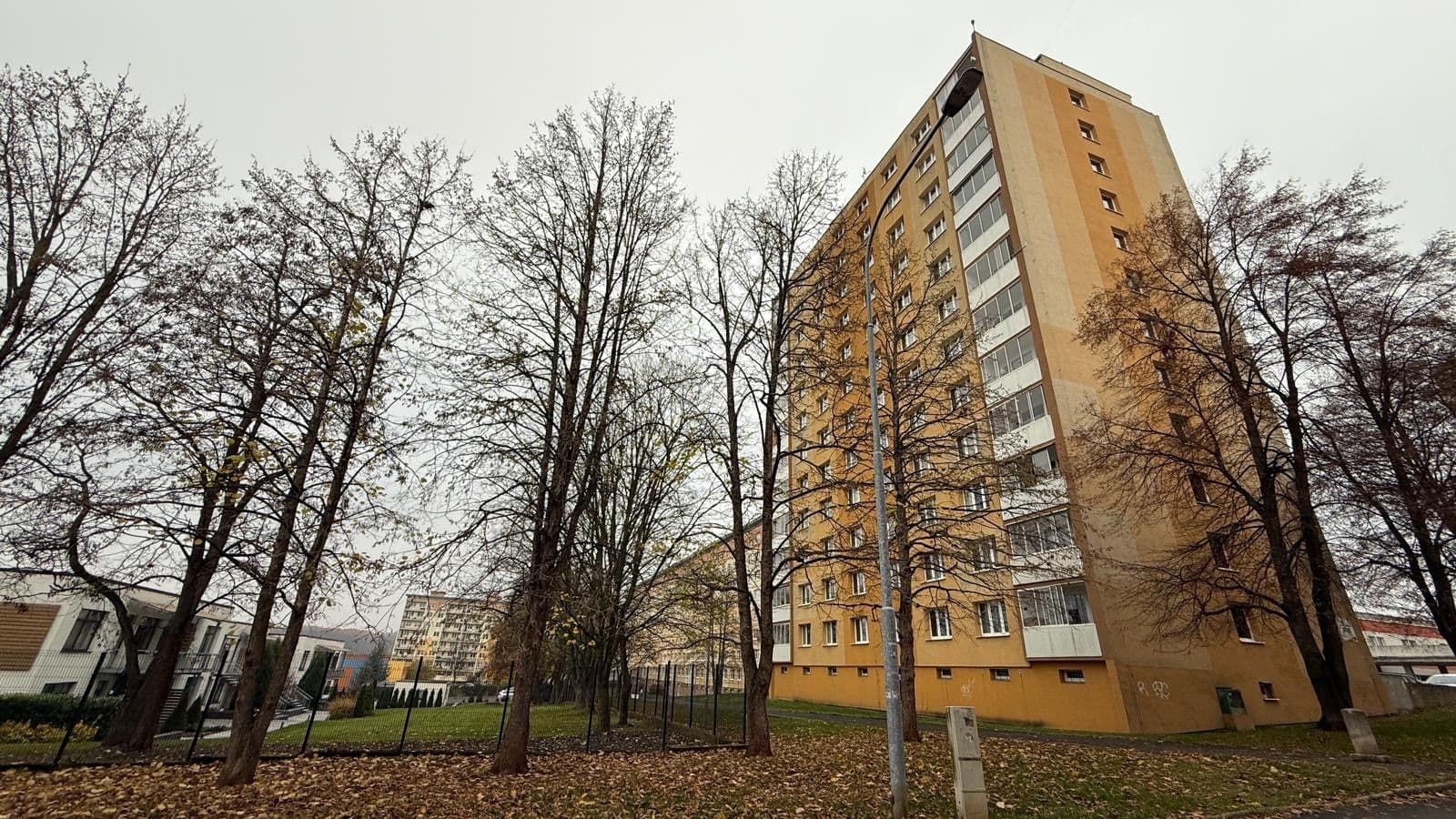 Prenájom bytu 1-izbový 42 m², Jiřího Wolkera, Most, Ústecký kraj Prenájom bytu 1-izbový 42 m², Jiřího Wolkera, Most, Ústecký kraj