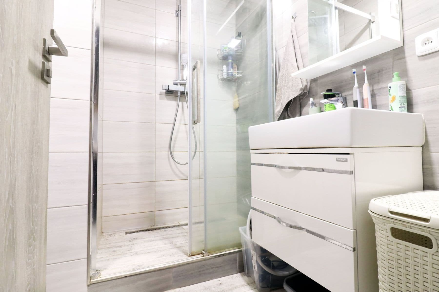 Prenájom bytu 2-izbový 43 m², Ovčí hájek, Praha, Praha Prenájom bytu 2-izbový 43 m², Ovčí hájek, Praha, Praha