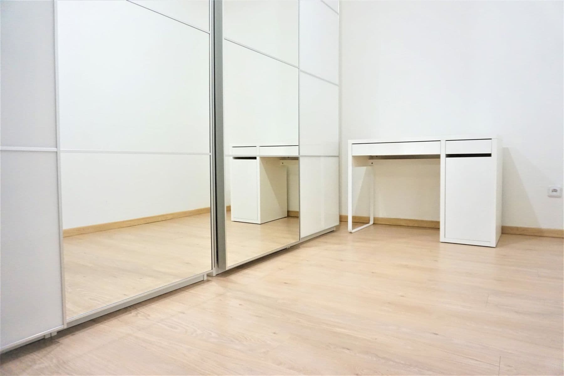 Prenájom bytu 3-izbový 55 m², náměstí Hrdinů, Praha, Praha Prenájom bytu 3-izbový 55 m², náměstí Hrdinů, Praha, Praha