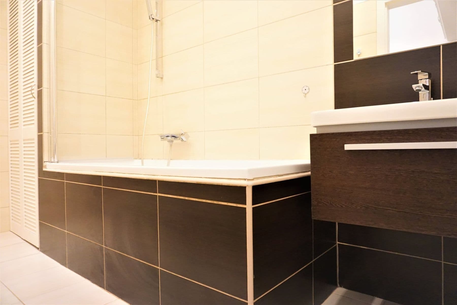 Prenájom bytu 3-izbový 55 m², náměstí Hrdinů, Praha, Praha Prenájom bytu 3-izbový 55 m², náměstí Hrdinů, Praha, Praha