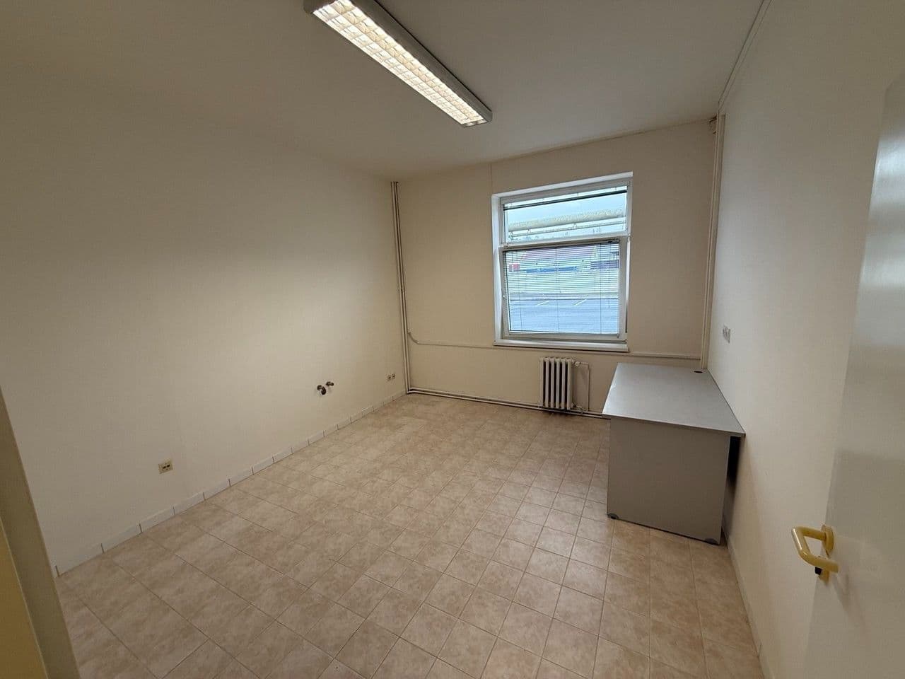 Prenájom nebytového priestoru 127 m², U Vlečky, Ústí nad Labem, Ústecký kraj Prenájom nebytového priestoru 127 m², U Vlečky, Ústí nad Labem, Ústecký kraj