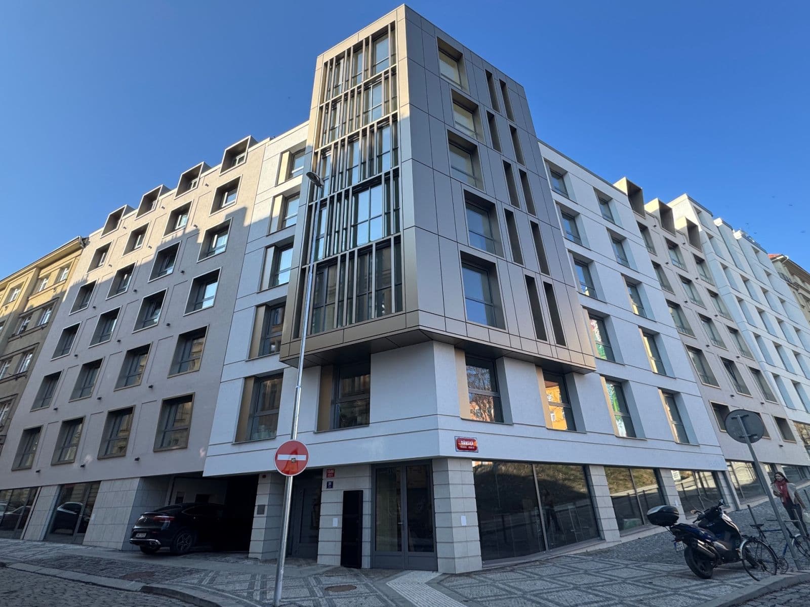 Prenájom bytu 1-izbový 29 m², Krymská, Praha, Praha Prenájom bytu 1-izbový 29 m², Krymská, Praha, Praha