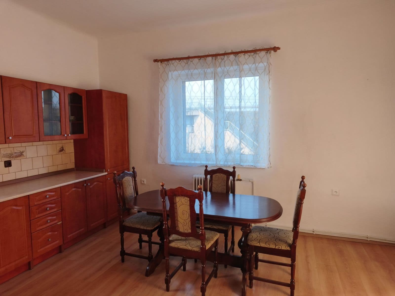 Prenájom bytu 3-izbový 120 m², Vraňany, Středočeský kraj Prenájom bytu 3-izbový 120 m², Vraňany, Středočeský kraj