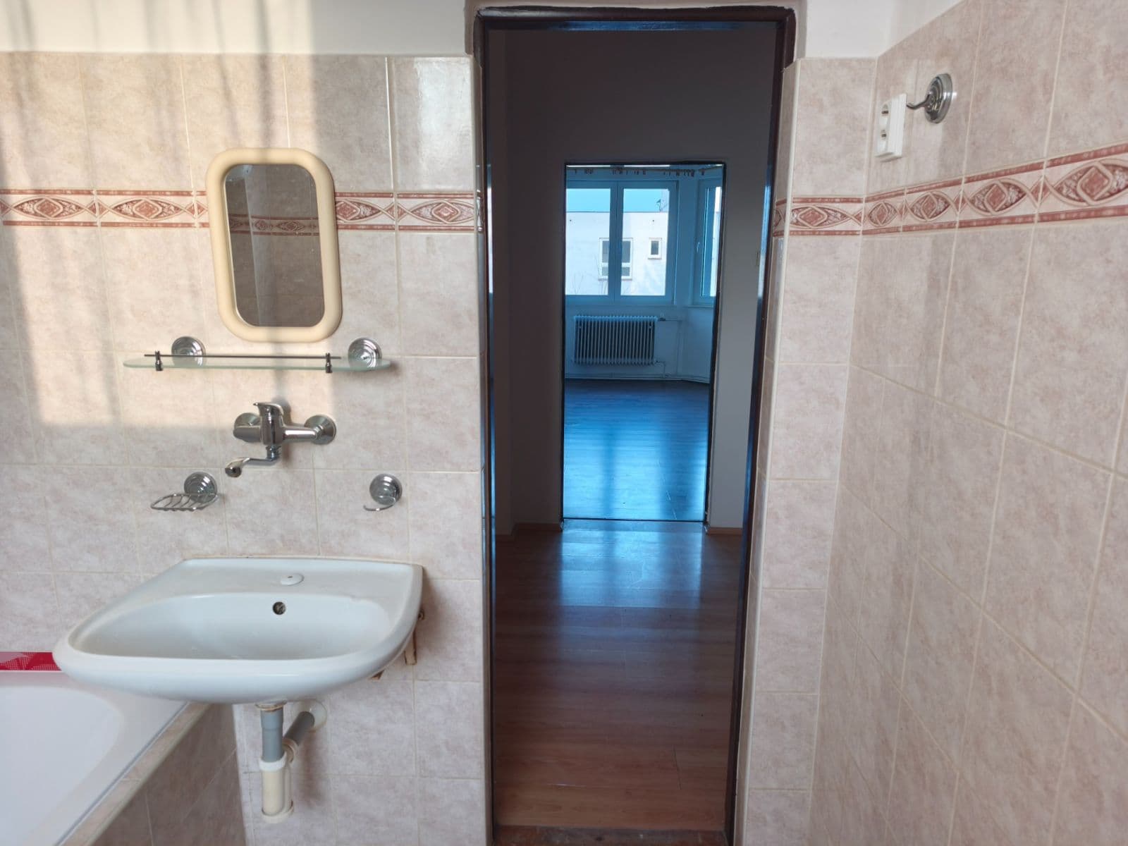 Prenájom bytu 3-izbový 120 m², Vraňany, Středočeský kraj Prenájom bytu 3-izbový 120 m², Vraňany, Středočeský kraj