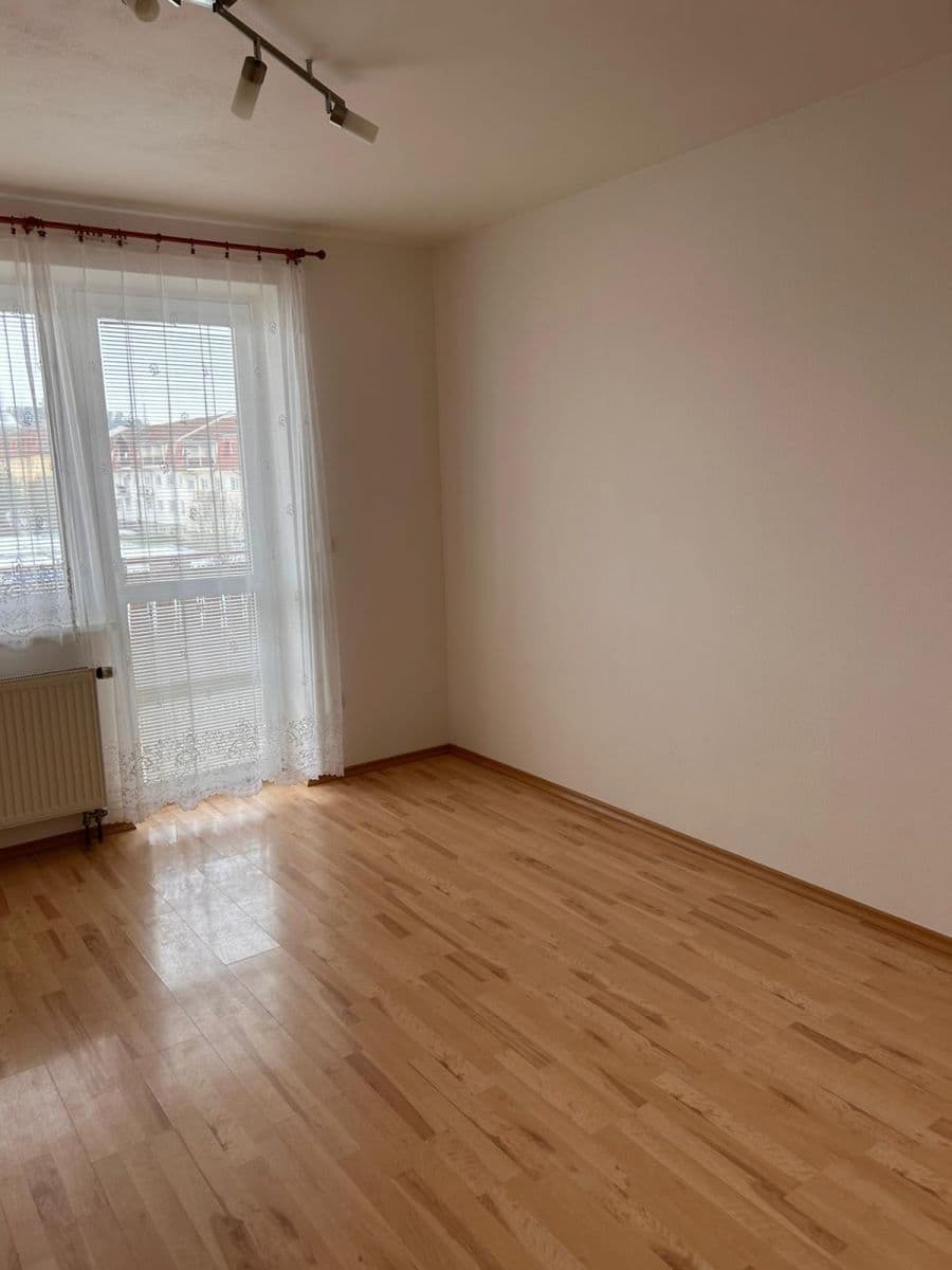 Prenájom bytu 1-izbový 28 m², J. Haška, Letovice, Jihomoravský kraj Prenájom bytu 1-izbový 28 m², J. Haška, Letovice, Jihomoravský kraj