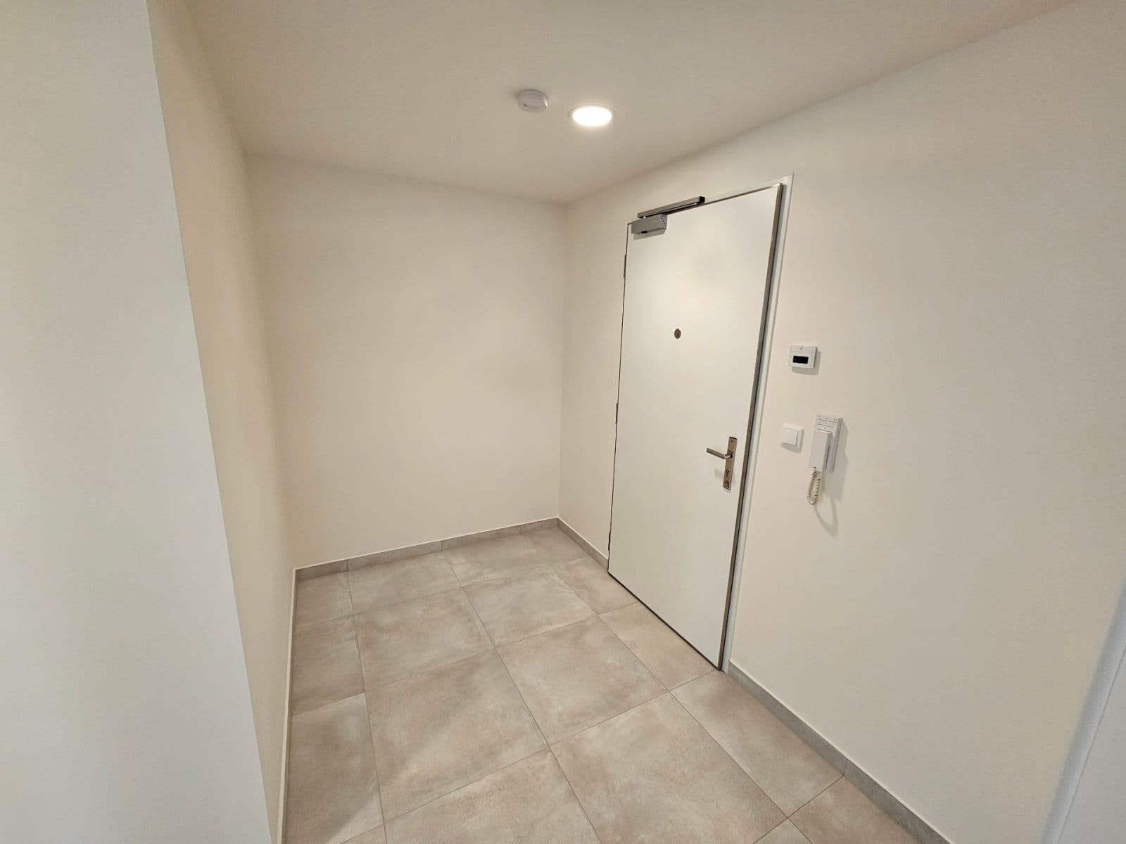 Prenájom bytu 2-izbový 61 m², Poděbradská, Praha, Praha Prenájom bytu 2-izbový 61 m², Poděbradská, Praha, Praha