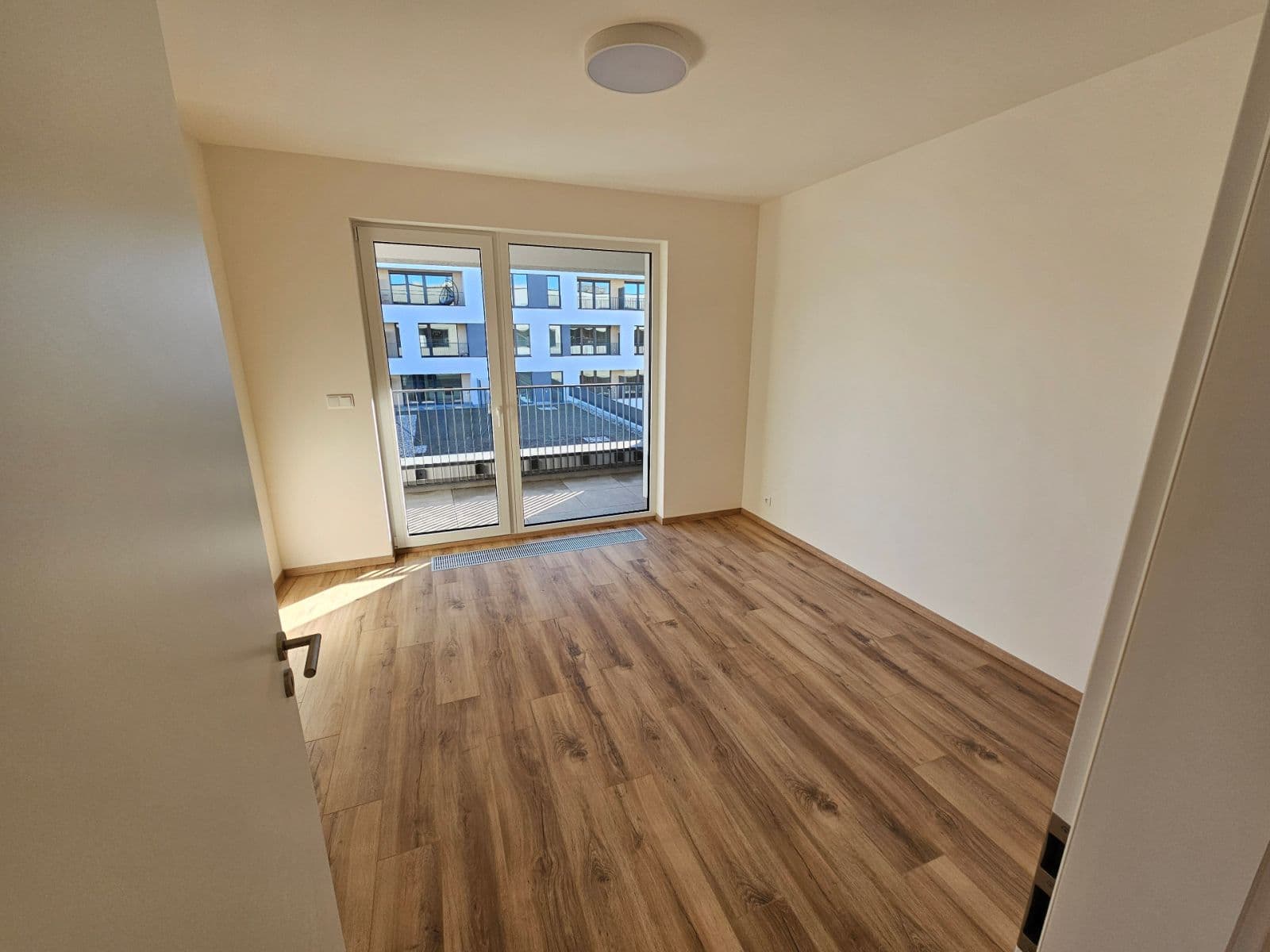 Prenájom bytu 2-izbový 61 m², Poděbradská, Praha, Praha Prenájom bytu 2-izbový 61 m², Poděbradská, Praha, Praha