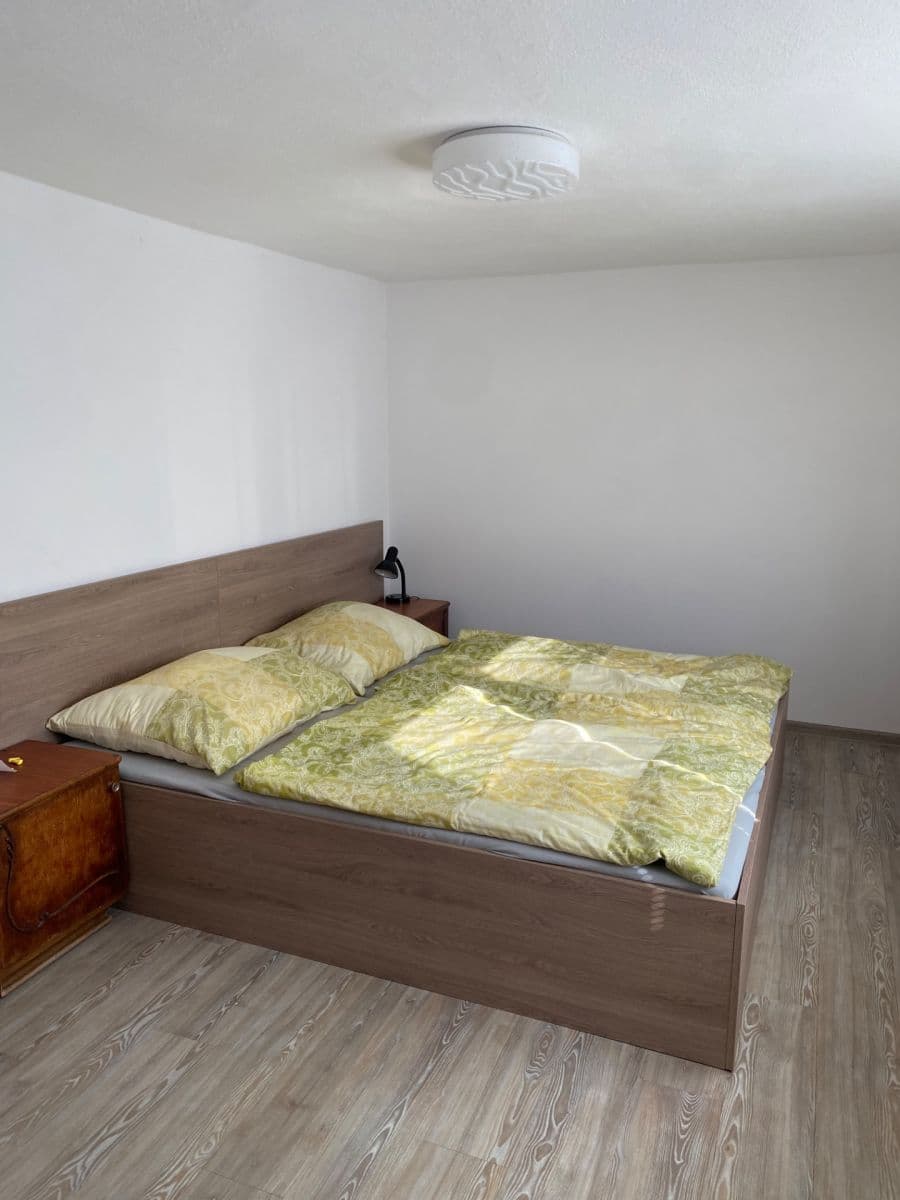 Prenájom bytu 2-izbový 56 m², H. Malířové, České Budějovice, Jihočeský kraj Prenájom bytu 2-izbový 56 m², H. Malířové, České Budějovice, Jihočeský kraj