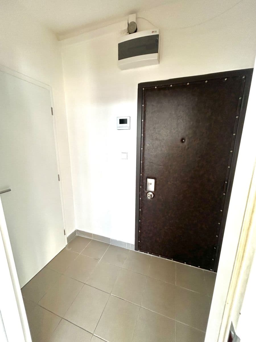 Prenájom bytu 2-izbový 46 m², Pražského, Praha, Praha Prenájom bytu 2-izbový 46 m², Pražského, Praha, Praha