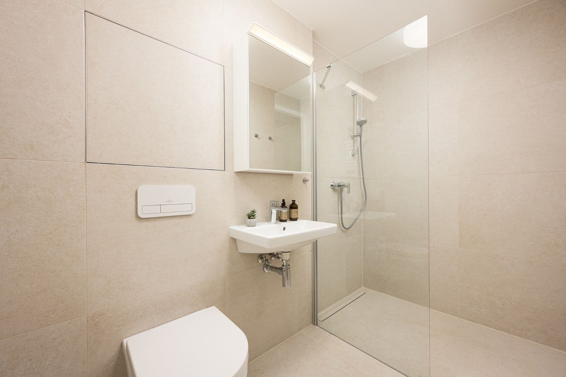 Prenájom bytu 1-izbový 30 m², U Kasáren, Pohořelice, Jihomoravský kraj Prenájom bytu 1-izbový 30 m², U Kasáren, Pohořelice, Jihomoravský kraj