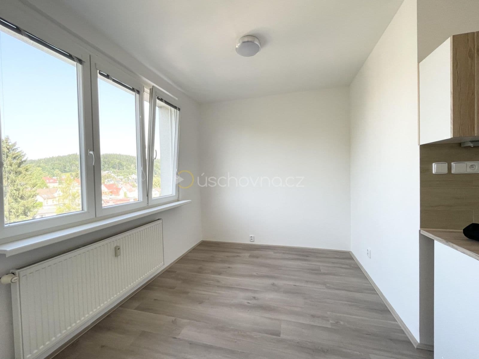Predaj bytu 2-izbový 61 m², Jeronýmova, Jablonec nad Nisou, Liberecký kraj Predaj bytu 2-izbový 61 m², Jeronýmova, Jablonec nad Nisou, Liberecký kraj