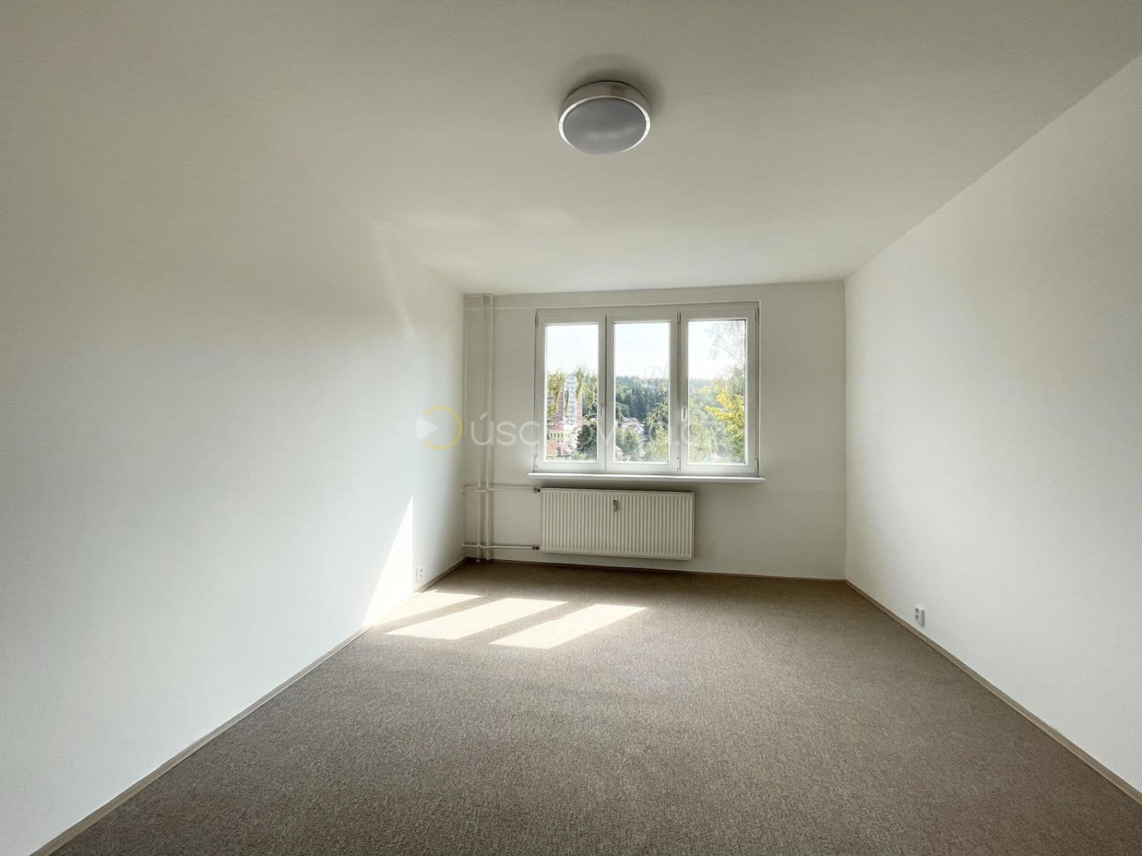 Predaj bytu 2-izbový 61 m², Jeronýmova, Jablonec nad Nisou, Liberecký kraj Predaj bytu 2-izbový 61 m², Jeronýmova, Jablonec nad Nisou, Liberecký kraj