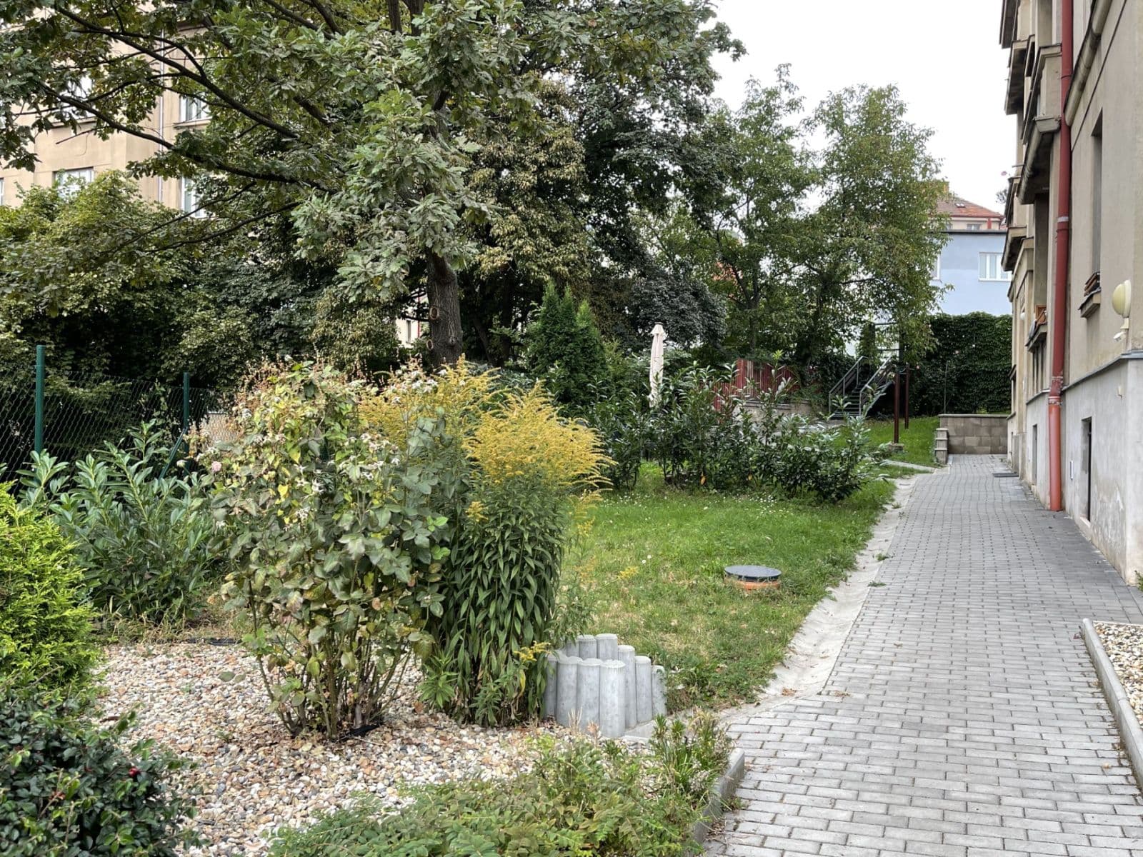 Prenájom bytu 3-izbový 70 m², V Holešovičkách, Praha, Praha Prenájom bytu 3-izbový 70 m², V Holešovičkách, Praha, Praha
