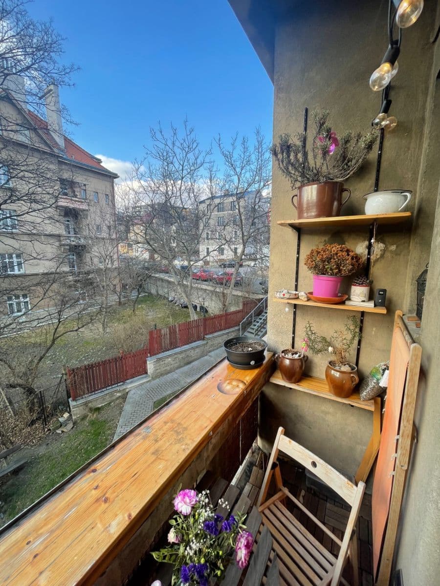 Prenájom bytu 3-izbový 70 m², V Holešovičkách, Praha, Praha Prenájom bytu 3-izbový 70 m², V Holešovičkách, Praha, Praha