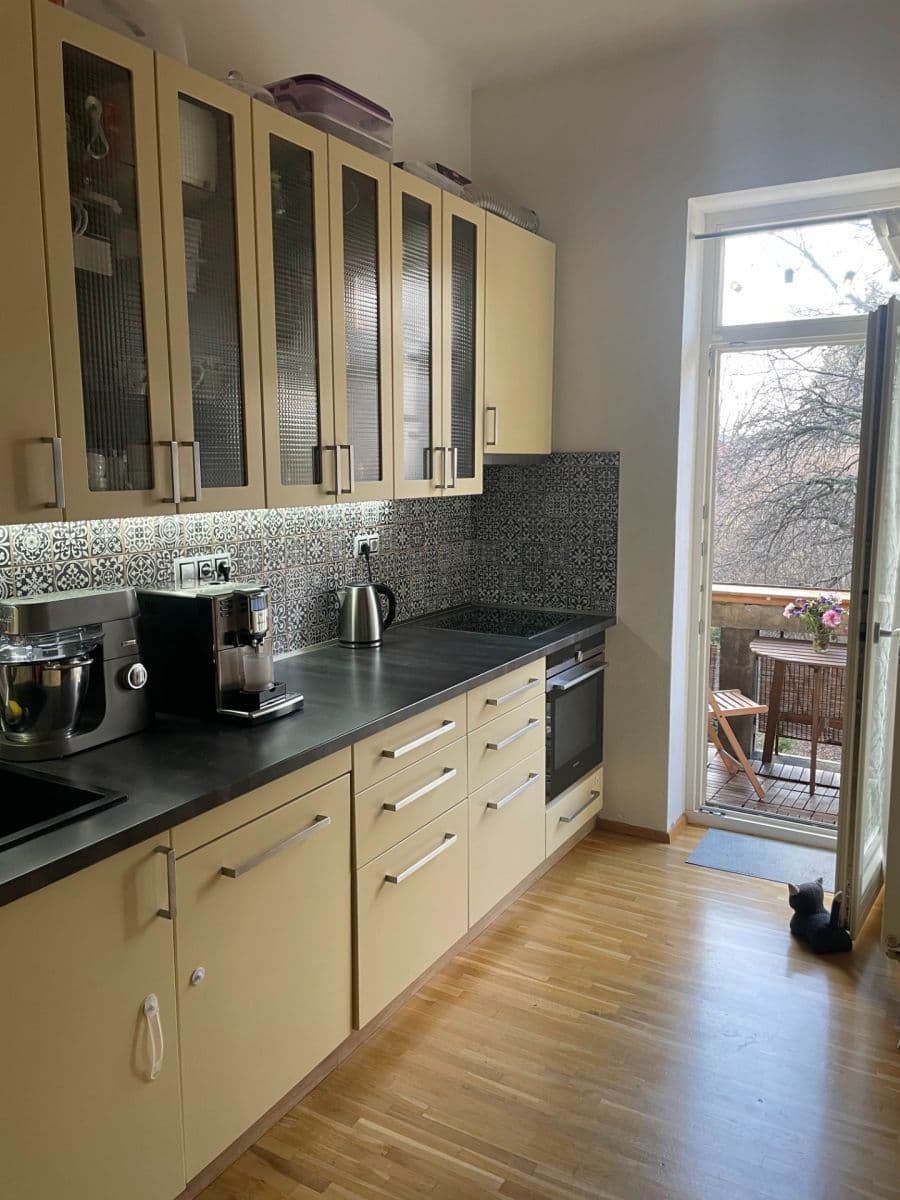 Prenájom bytu 3-izbový 70 m², V Holešovičkách, Praha, Praha Prenájom bytu 3-izbový 70 m², V Holešovičkách, Praha, Praha