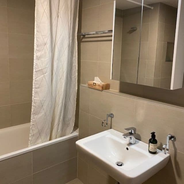 Prenájom bytu 2-izbový 63 m², Zvěřinova, Praha, Praha Prenájom bytu 2-izbový 63 m², Zvěřinova, Praha, Praha