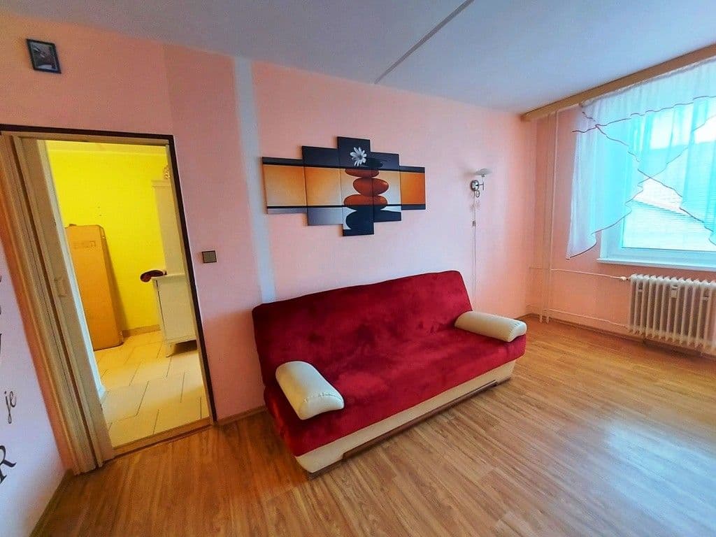 Prenájom bytu 2-izbový 42 m², Sídliště pionýrů, Úštěk, Ústecký kraj Prenájom bytu 2-izbový 42 m², Sídliště pionýrů, Úštěk, Ústecký kraj