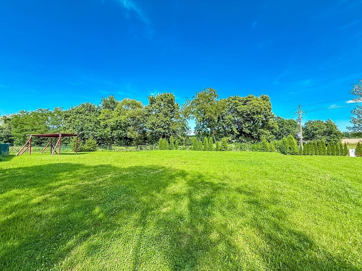 Predaj pozemku 1.868 m², Lhenice, Jihočeský kraj Predaj pozemku 1.868 m², Lhenice, Jihočeský kraj