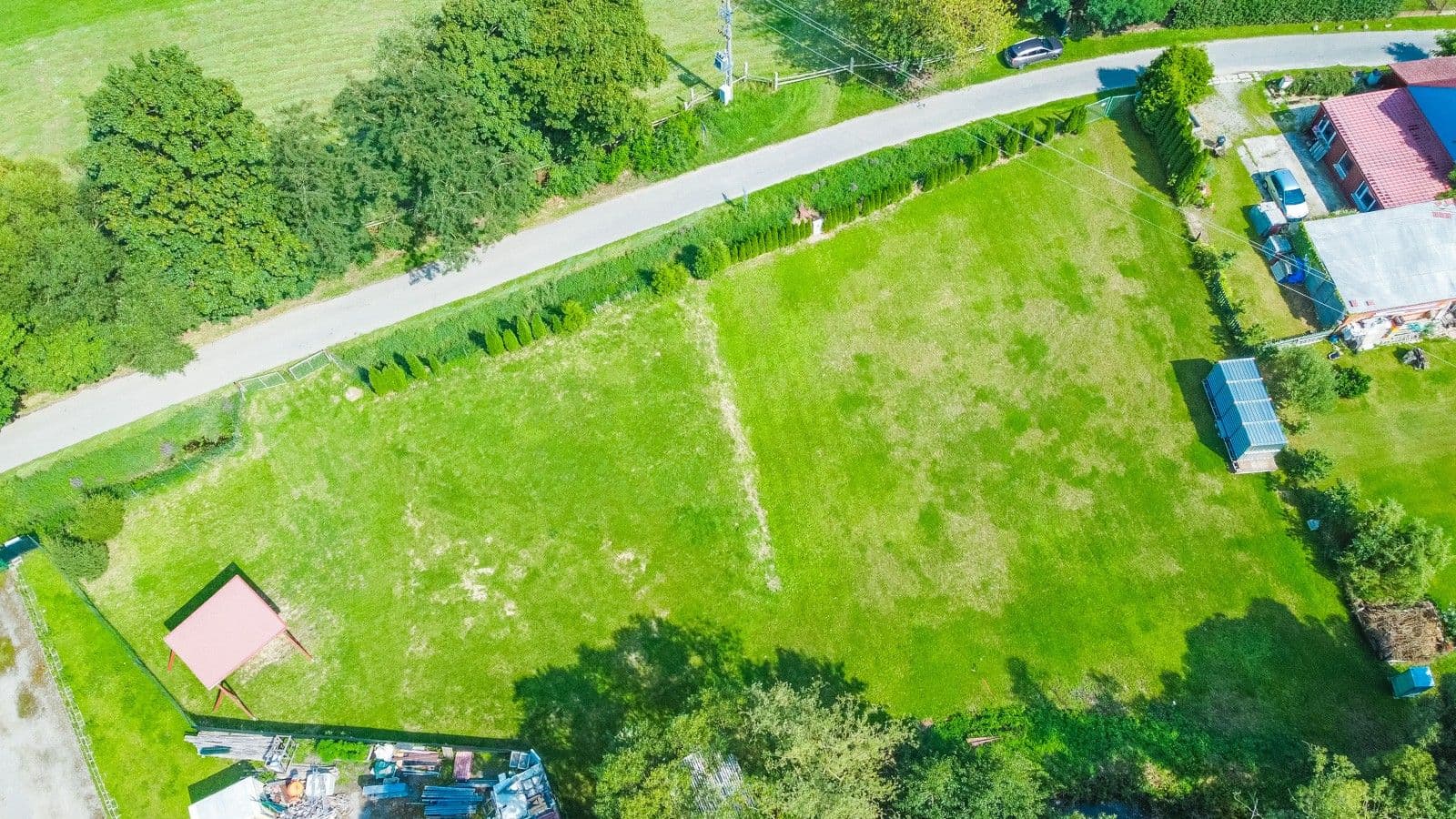 Predaj pozemku 1.868 m², Lhenice, Jihočeský kraj Predaj pozemku 1.868 m², Lhenice, Jihočeský kraj