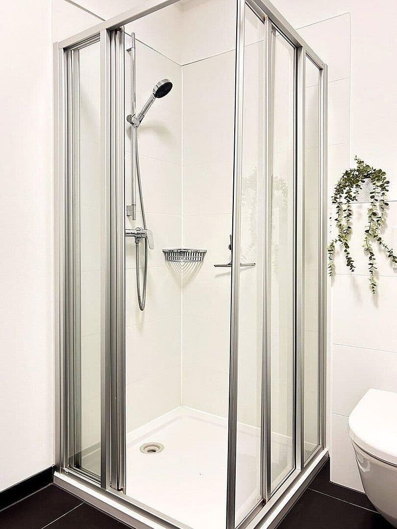 Predaj bytu 2-izbový 56 m², Weserstr. 41, Berlin, Berlín Predaj bytu 2-izbový 56 m², Weserstr. 41, Berlin, Berlín