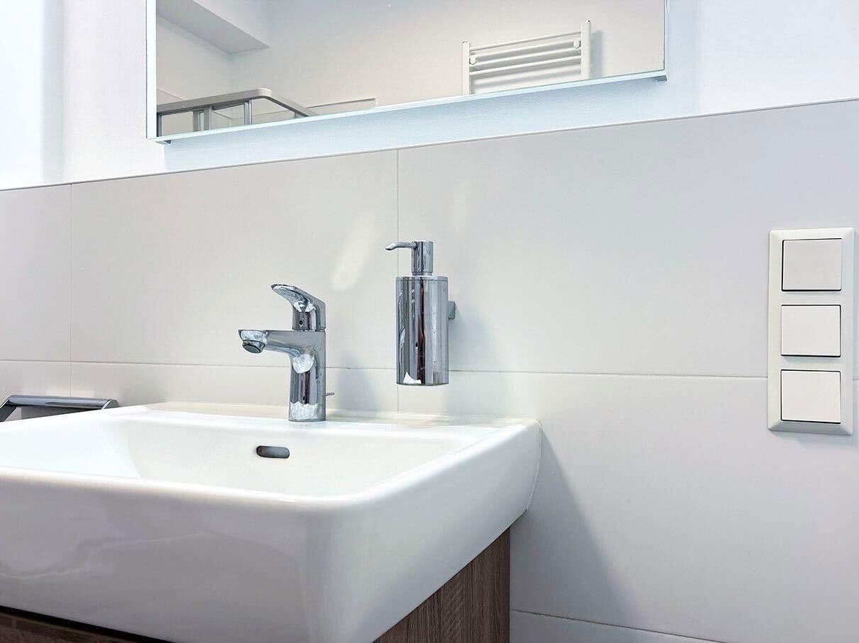 Predaj bytu 2-izbový 56 m², Weserstr. 41, Berlin, Berlín Predaj bytu 2-izbový 56 m², Weserstr. 41, Berlin, Berlín