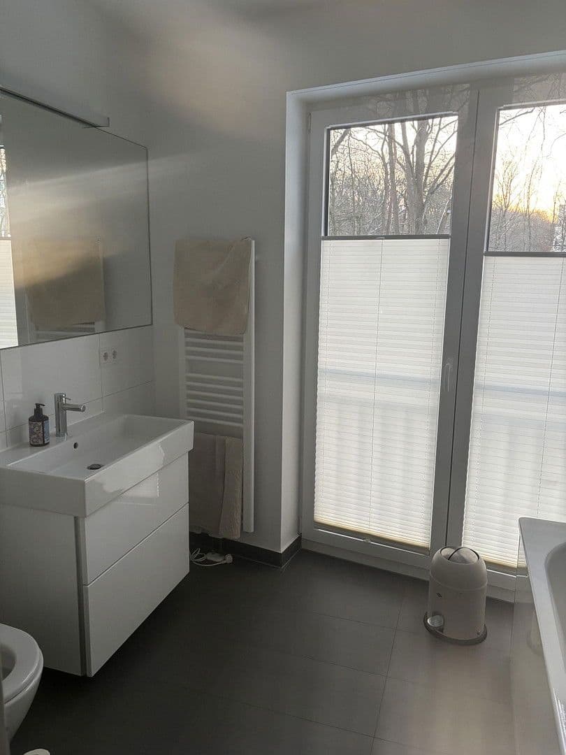 Prenájom bytu 3-izbový 85 m², Rissener Landstrasse 197, Hamburg, Hamburg Prenájom bytu 3-izbový 85 m², Rissener Landstrasse 197, Hamburg, Hamburg