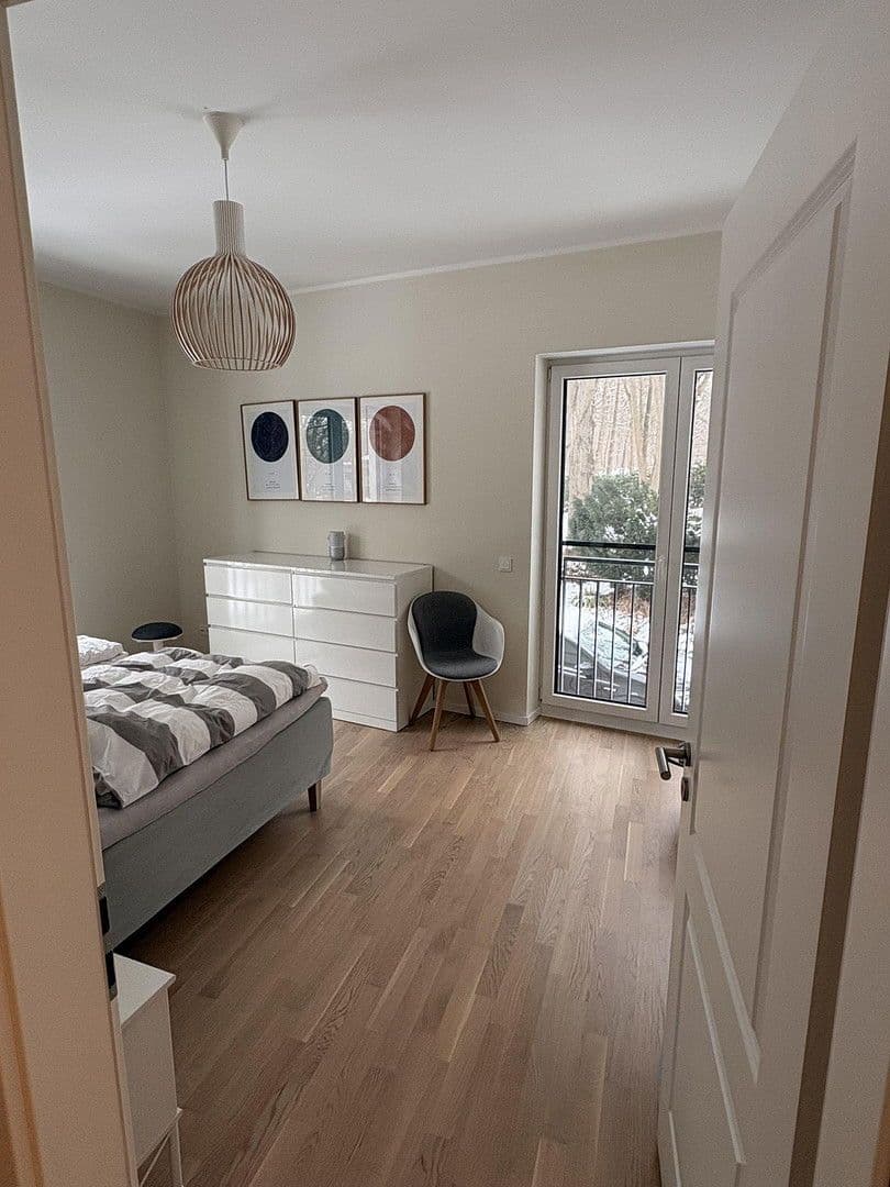 Prenájom bytu 3-izbový 85 m², Rissener Landstrasse 197, Hamburg, Hamburg Prenájom bytu 3-izbový 85 m², Rissener Landstrasse 197, Hamburg, Hamburg