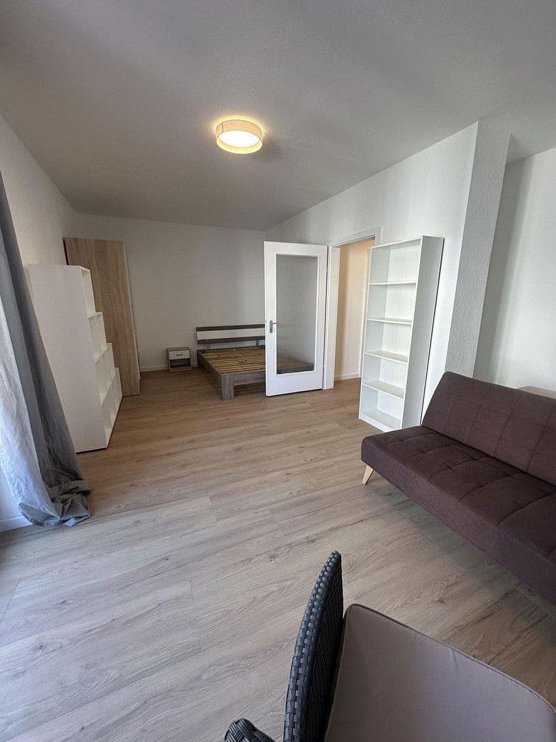 Prenájom bytu 2-izbový 47 m², Mannheim, Bádensko-Wurttembersko Prenájom bytu 2-izbový 47 m², Mannheim, Bádensko-Wurttembersko