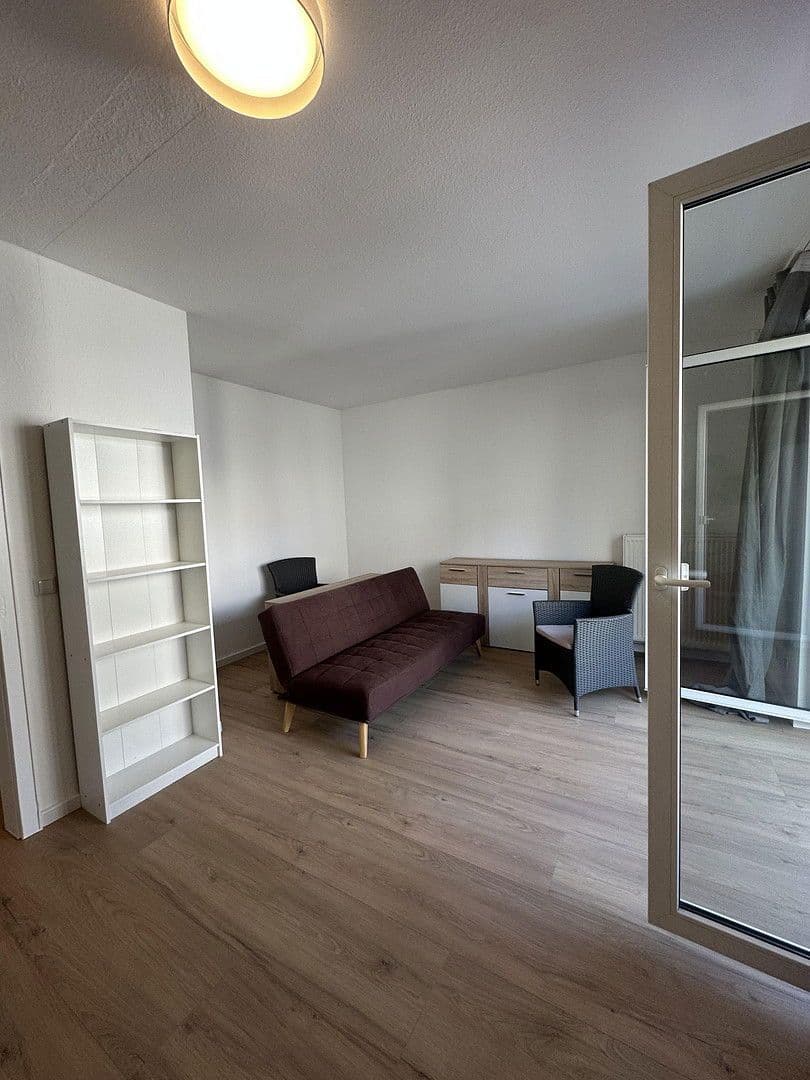 Prenájom bytu 2-izbový 47 m², Mannheim, Bádensko-Wurttembersko Prenájom bytu 2-izbový 47 m², Mannheim, Bádensko-Wurttembersko