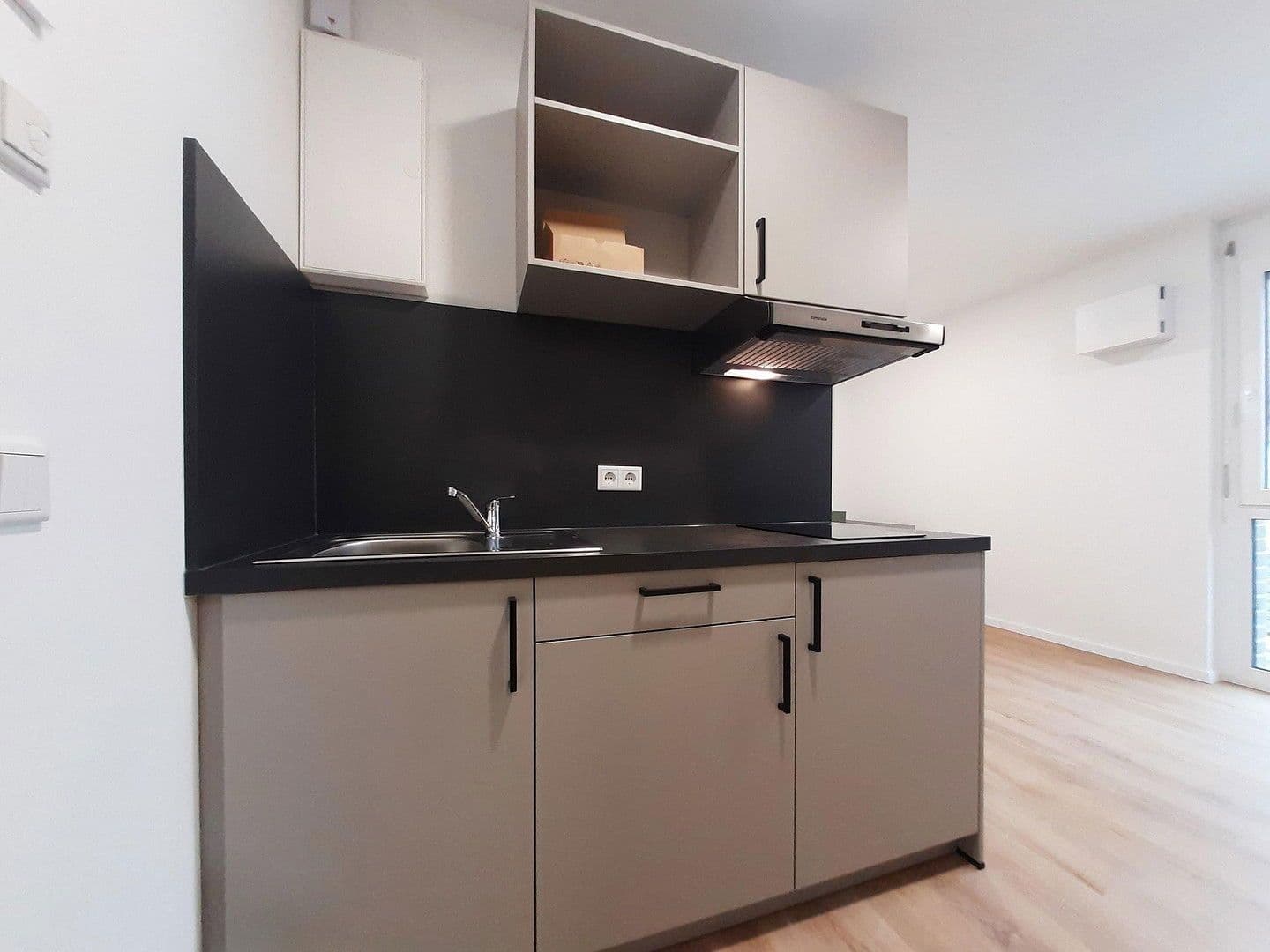 Prenájom bytu 1-izbový 19 m², Erlangen, Bavorsko Prenájom bytu 1-izbový 19 m², Erlangen, Bavorsko