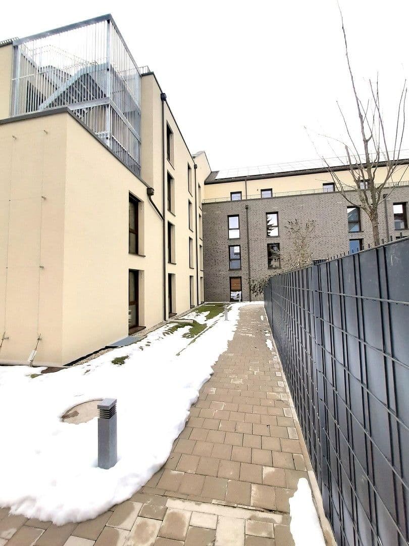 Prenájom bytu 1-izbový 19 m², Erlangen, Bavorsko Prenájom bytu 1-izbový 19 m², Erlangen, Bavorsko