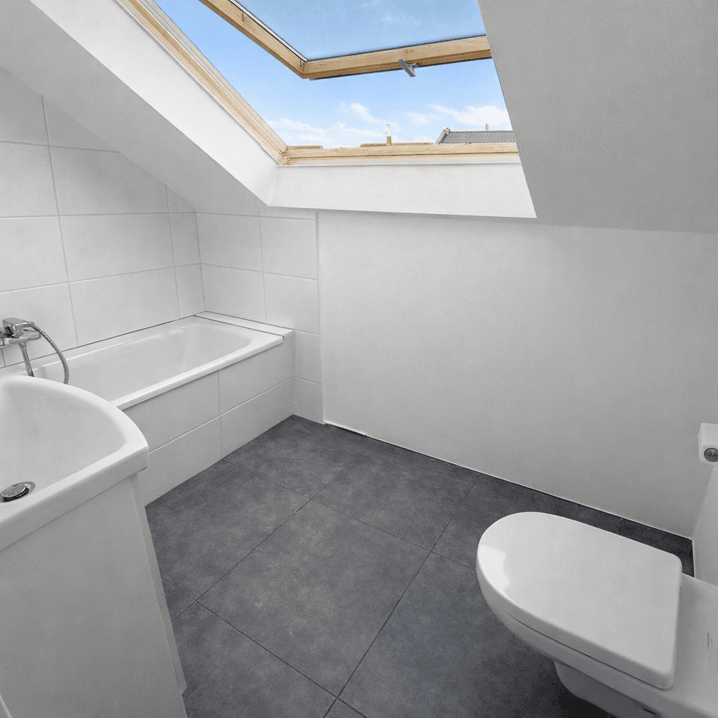 Prenájom bytu 3-izbový 20 m², Frankfurt am Main, Hesensko Prenájom bytu 3-izbový 20 m², Frankfurt am Main, Hesensko