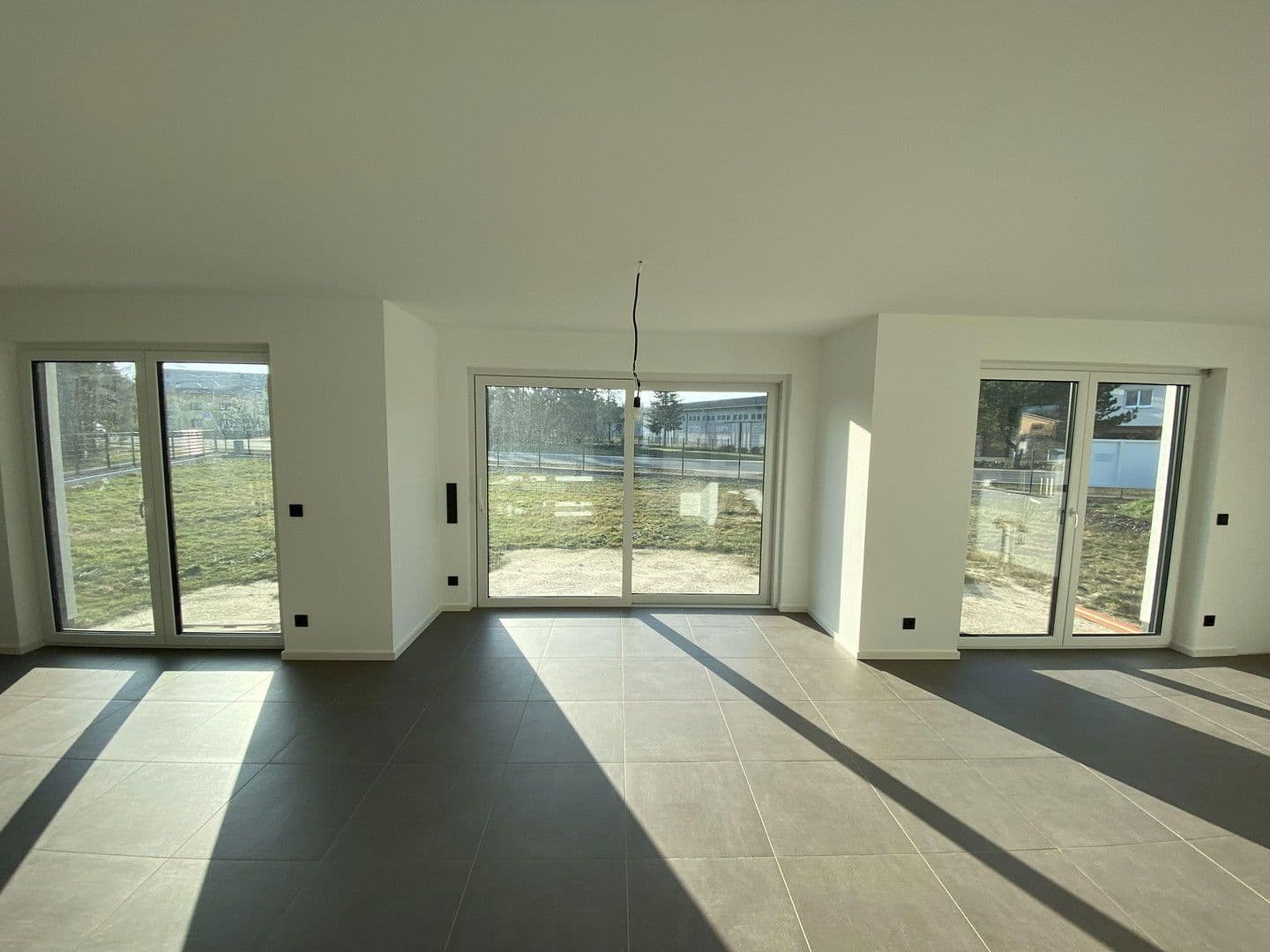 Predaj domu 151 m², pozemek 920 m², Ponnsdorfer Weg 4 A, Sonnewalde, Brandenbursko Predaj domu 151 m², pozemek 920 m², Ponnsdorfer Weg 4 A, Sonnewalde, Brandenbursko