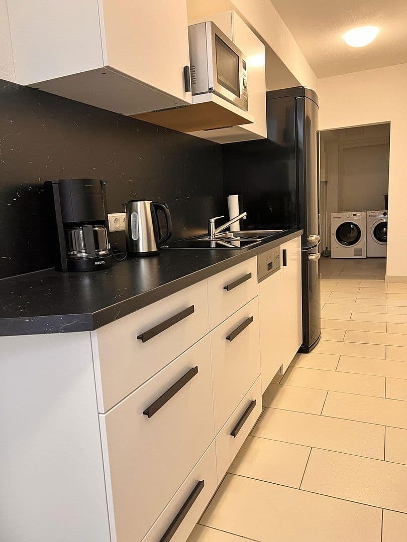 Prenájom bytu 3-izbový 77 m², Ihringshäuser Straße 12, Kassel, Hesensko Prenájom bytu 3-izbový 77 m², Ihringshäuser Straße 12, Kassel, Hesensko