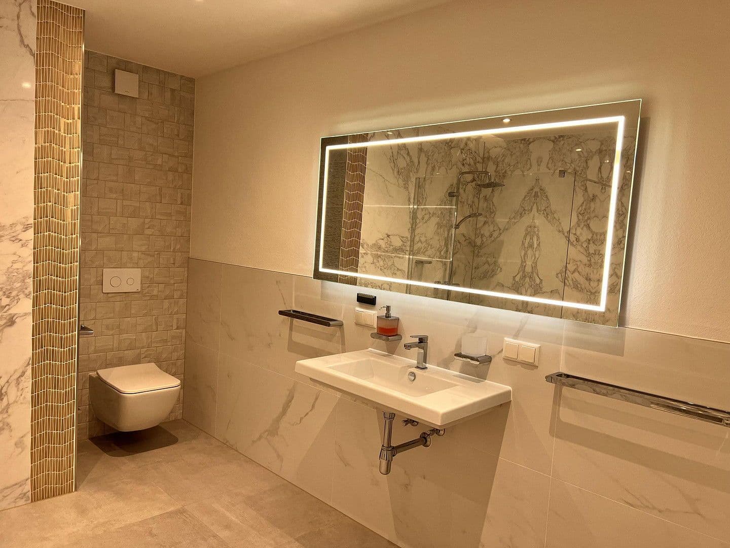 Prenájom bytu 3-izbový 77 m², Ihringshäuser Straße 12, Kassel, Hesensko Prenájom bytu 3-izbový 77 m², Ihringshäuser Straße 12, Kassel, Hesensko