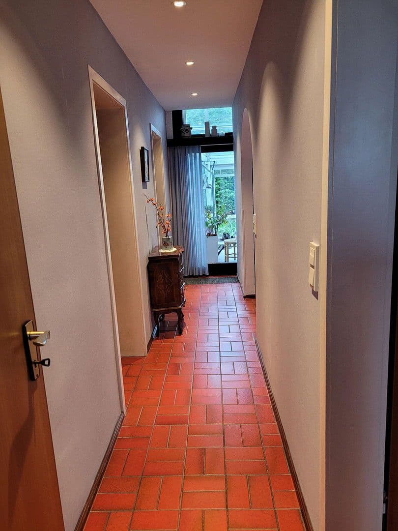 Predaj domu 120 m², pozemek 555 m², Groß-Umstadt, Hesensko Predaj domu 120 m², pozemek 555 m², Groß-Umstadt, Hesensko